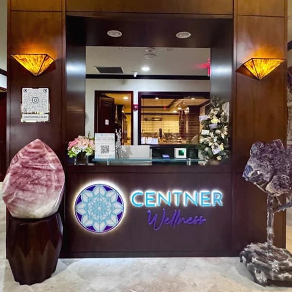 The reception at Centner Wellness Brickell
